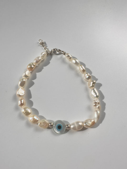 Evil Eye Pearl Bracelet